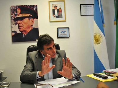 Eslaiman, enojado con Katopodis: �Abrimos nuestros brazos para que �l estuviera bien y as� nos pag�
