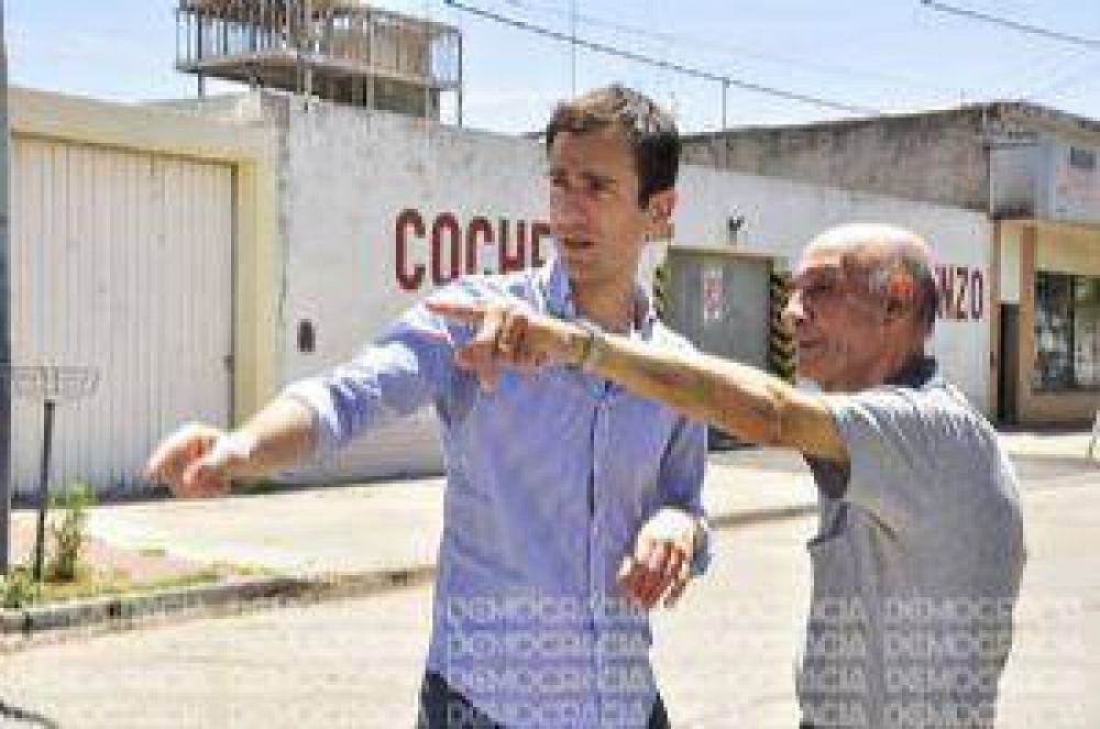 Petrecca hizo un nuevo timbreo y afirm�: �Son muchos los temas que nos plantean�