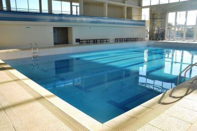 Finalmente podr�an habilitar el natatorio municipal para este verano