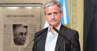 Ibarra descart� despidos masivos, pero abri� la puerta a nuevas cesant�as