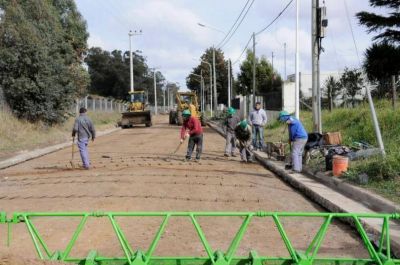 Corte de tr�nsito por obras en la Avenida Pujol