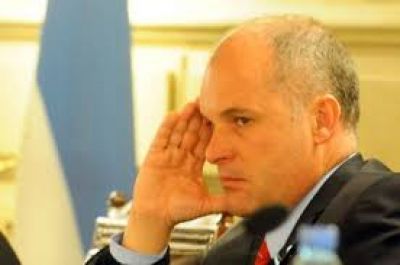 Jorge Henn, a favor de limitar los mandatos de los pol�ticos