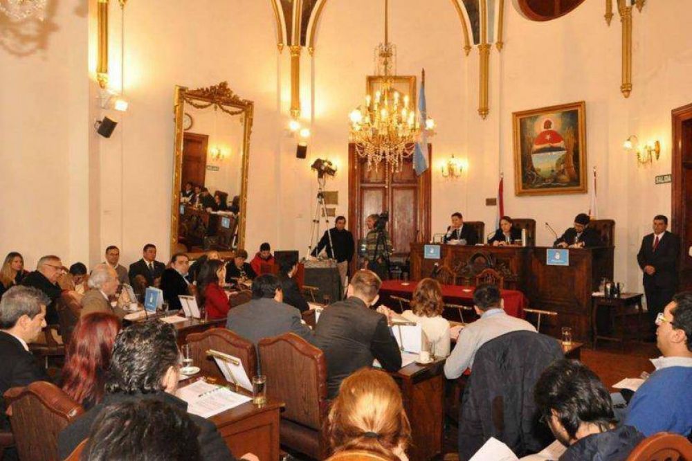 Concejales de Paran� solicitaron en Trabajo la remisi�n de los videos de las sesiones del HCD 