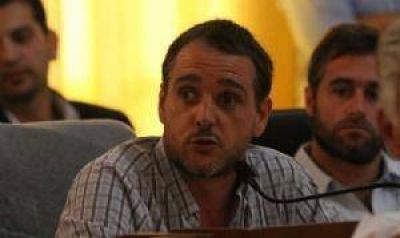 �M�s impuestos para una gesti�n pobre�