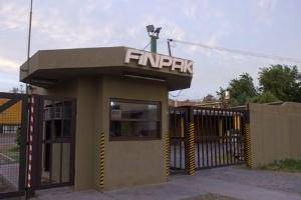 Crisis: FINPAK despidi a siete obreros tras las suspensiones