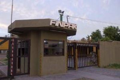 Crisis: FINPAK despidi� a siete obreros tras las suspensiones