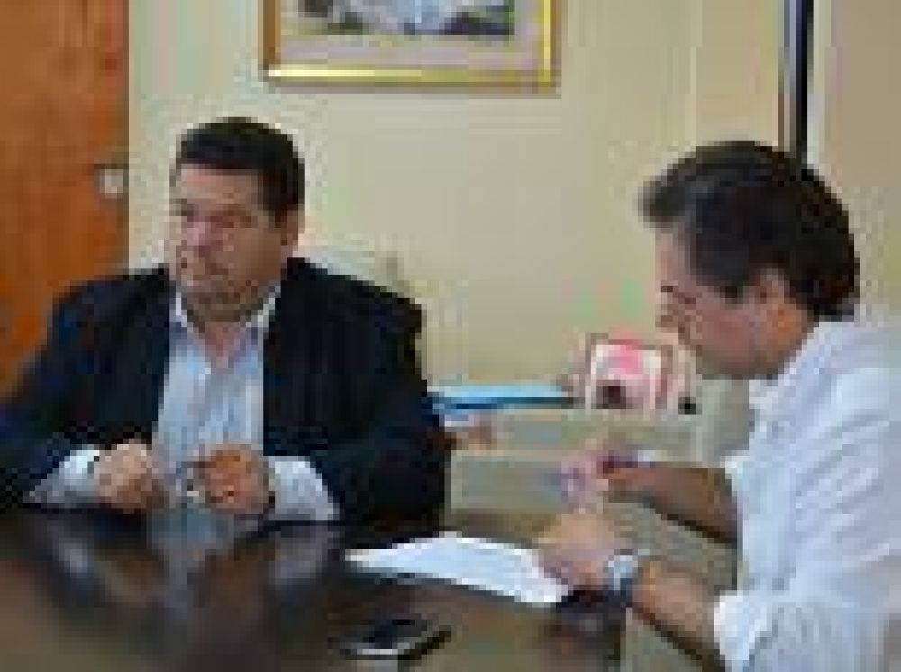 Berisso: Se firm el contrato para comenzar la obra Red de Agua Potable en el predio del ProCreAr de Santa Teresita