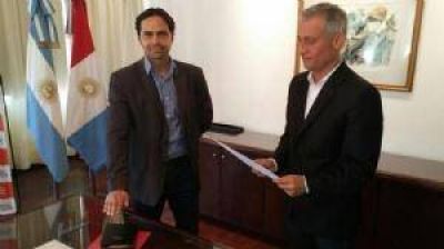 Carlos Paz: Avil�s unificar� la Secretar�a de Turismo con la Direcci�n de Deportes
