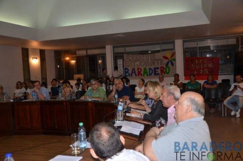 Esc�ndalo luz: �Nos mintieron y taparon todo� es la postura de la oposici�n