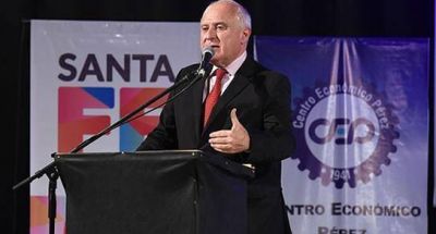 Lifschitz sostuvo que �l se regir� por la constituci�n actual