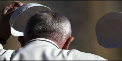 El Papa invita a 