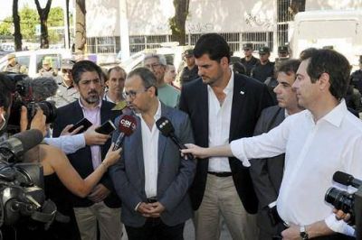 Valenzuela, Ritondo y Burzaco presentaron las fuerzas federales en Tres de Febrero
