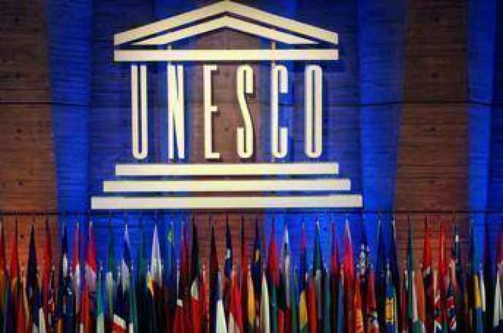 Unesco presenta volmenes dedicados al estudio de la cultura islmica