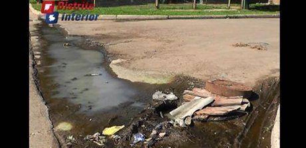 Derrame de l�quidos cloacales provoca indignaci�n en General Villegas y apuntan contra ABSA