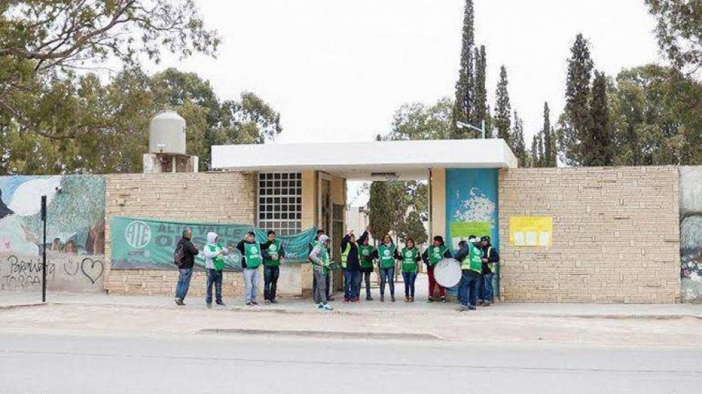 Se renuevan los reclamos de ATE por el cementerio