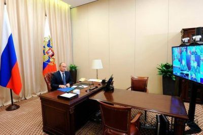 Detuvieron al ministro de econom�a por corrupci�n y Putin lo destituy�