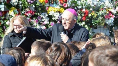 �Vayamos al encuentro de todos, sin poner l�mites�