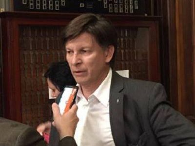 Jos� Riccardo acus� al gobernador de �difamarlo�
