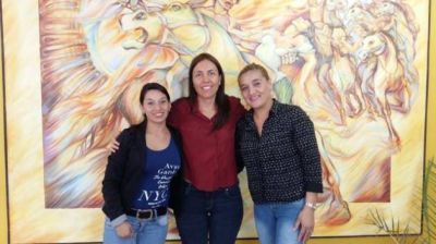 La ministra se reuni� con la intendenta de La Calera