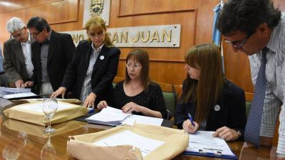 Abrieron los sobres para las cloacas de 9 de Julio, y se vienen seis aperturas m�s