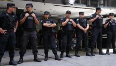 Vera cuestion� la forma en que se hizo el traspaso de la polic�a