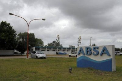 �Comienza la debacle de ABSA?: le quitaron la concesi�n del servicio en Escobar