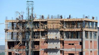 Neuqu�n no le afloja y da batalla en la construcci�n