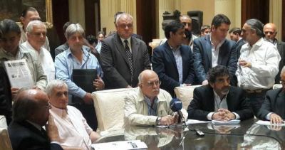 Alertan que son m�s de 10 mil los empleos que peligran por la apertura de importaciones