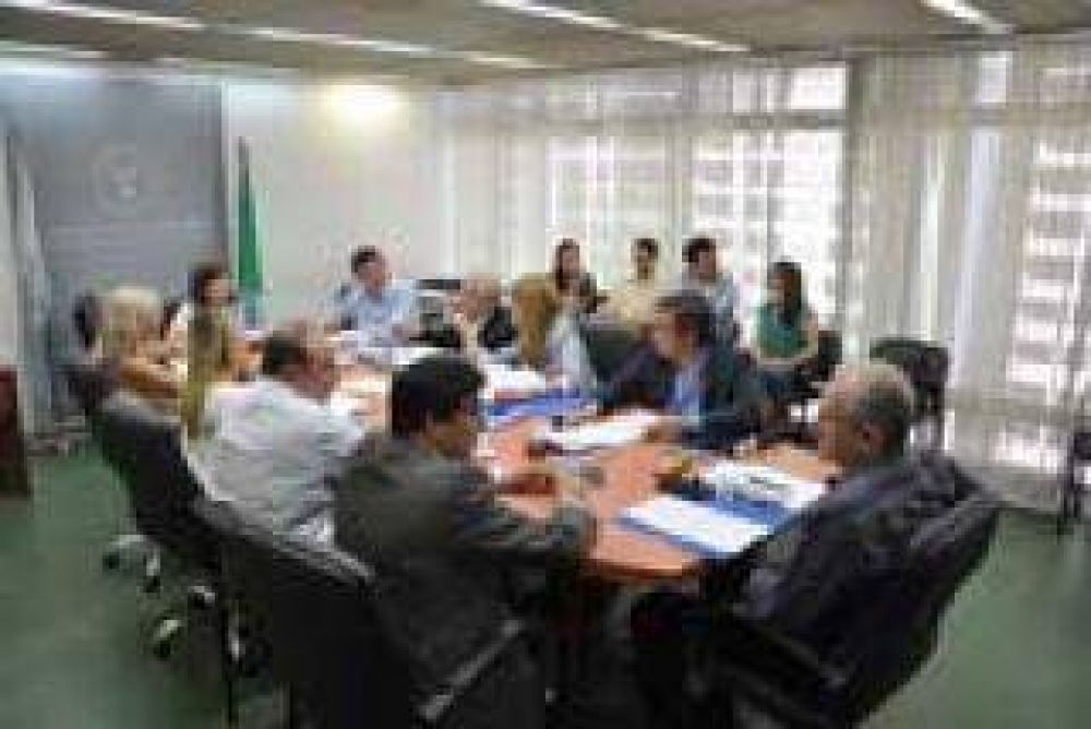 El ministro Ocampo se reunir con diputados para analizar el proyecto para sustituir el financiamiento del acueducto