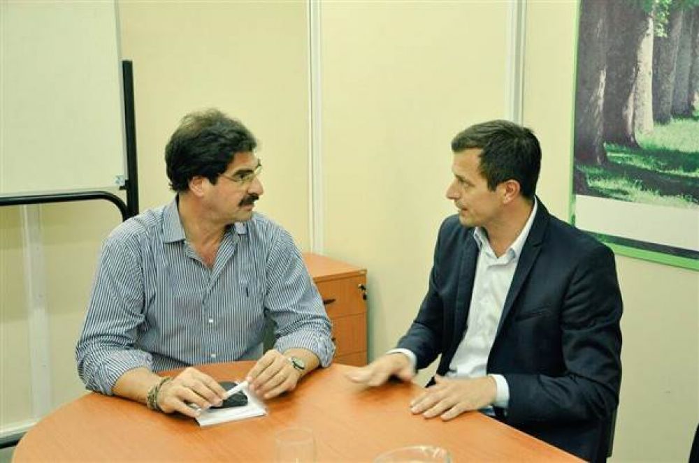 El intendente se reuni con el Ministro de Agroindustria de la provincia de Buenos Aires
