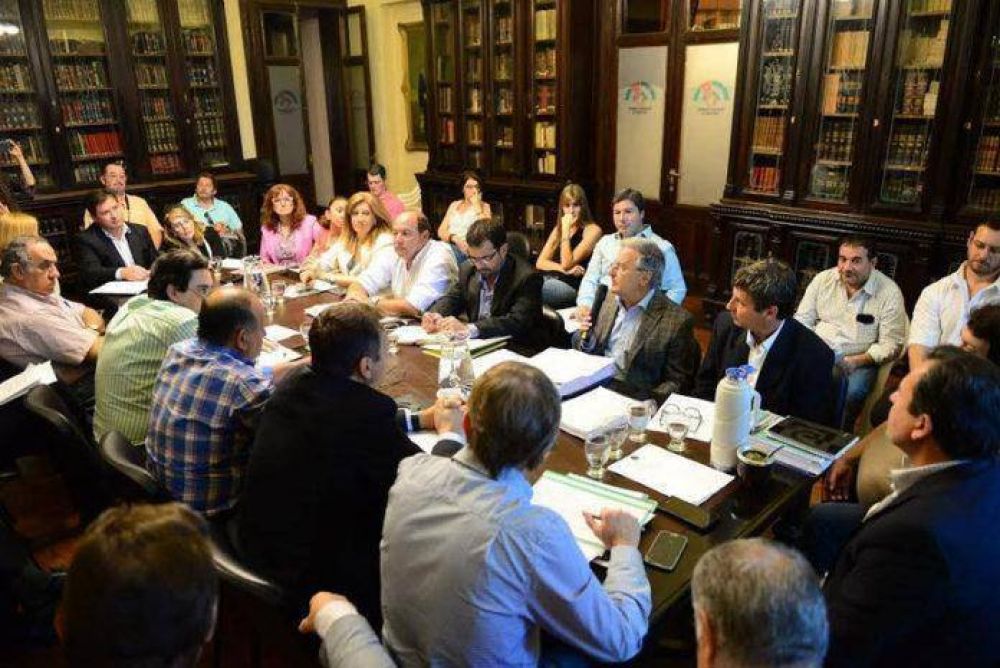 Ministros expusieron ante la Comisi�n de Presupuesto