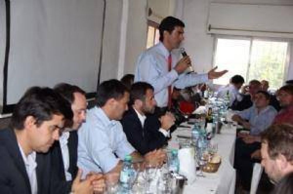 Urtubey pidi� en Del Viso 