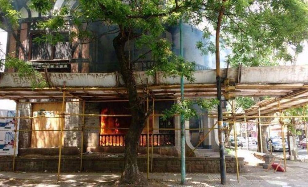 Otro golpe al patrimonio: incendio provoc daos en chalet de Alula Baldassarini