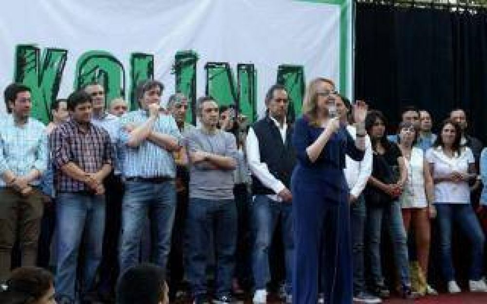 Alicia y Mximo Kirchner, Scioli, Sujarchuk y Nardini en congreso de Kolina