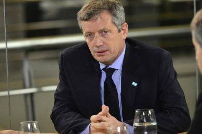 A confesi�n de partes: Monz� reconoci� distanciamiento con Vidal