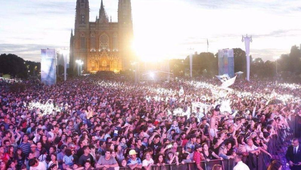 Ms de 150 mil personas en la celebracin del 134 aniversario de la ciudad de La Plata