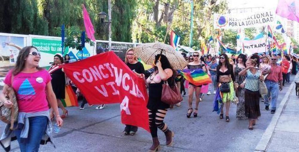 Marcha de la diversidad sexual se cumpli� en Neuqu�n