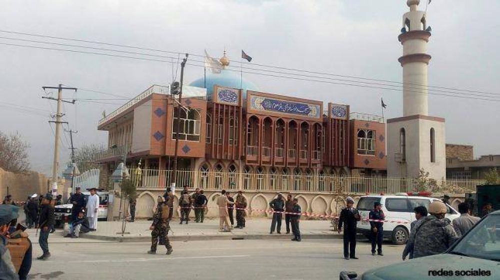 Al menos 27 muertos en un atentado contra una mezquita chiita en Kabul