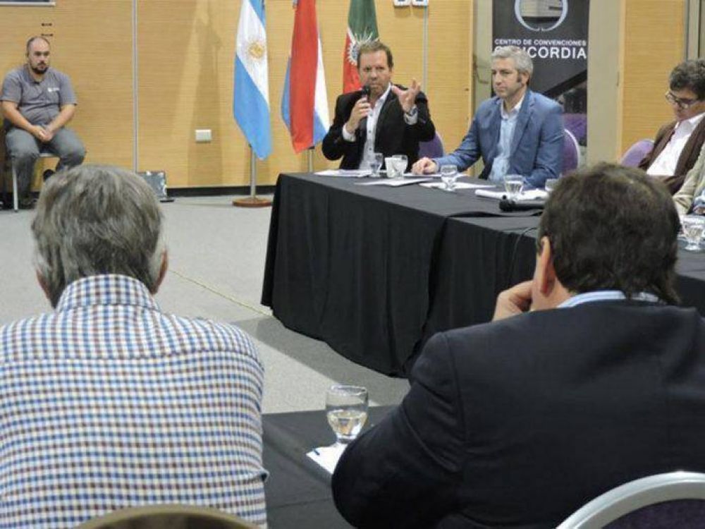 Sesion� el Comit� de la Hidrov�a del r�o Uruguay