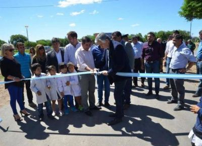 Gira y obras para el sur: Fortuna estrena pavimento y luminarias