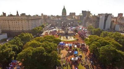 Una pulseada por el gasto social que anticipa la pelea del 2017