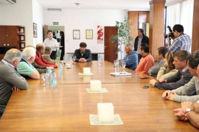 Bossio nombr� a Massa y a Urtubey como la renovaci�n del peronismo