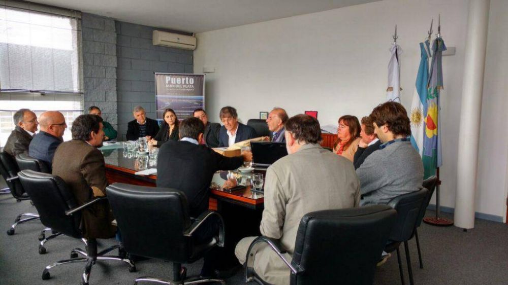 Dos empresas presentaron ofertas para dragar el puerto de Mar del Plata