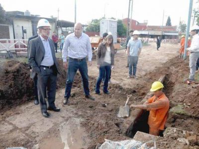 Obras cloacales a buen ritmo