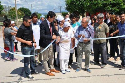 Se paviment� la calle que une los barrios San Cayetano y Villa Viveros