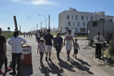 Adjudicatarios del Procrear I conocen viviendas terminadas