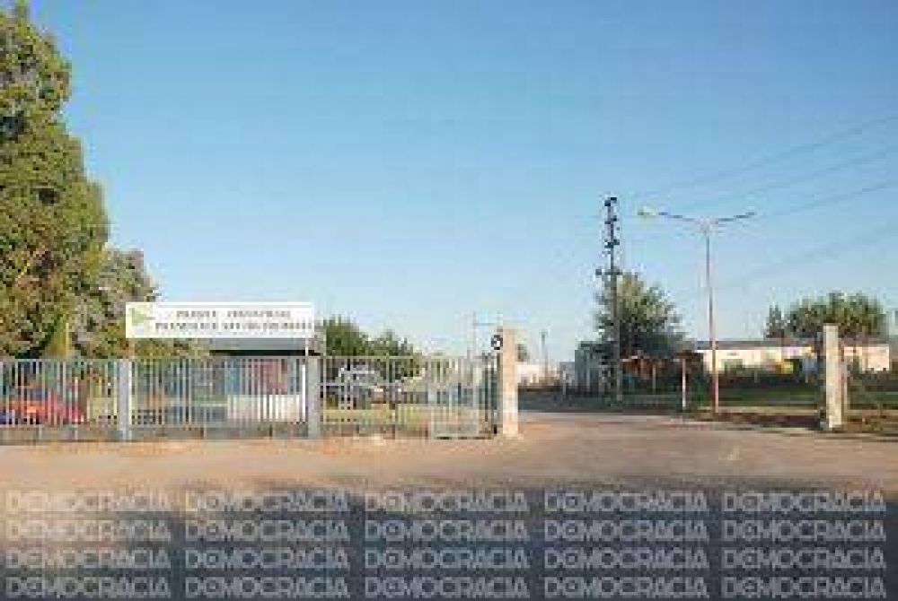 Intiman a propietarios de terrenos en el Parque Industrial a empezar a construir