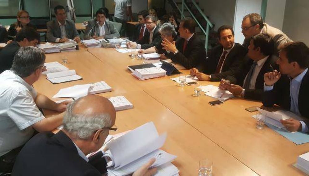 Concejales objetan el fondo para la salud