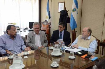 Verna conform� una Mesa de Trabajo entre el Gobierno y los frigor�ficos pampeanos