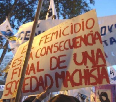 Se mantiene la cifra de un femicidio cada 30 horas